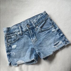 GAP kids low stride short